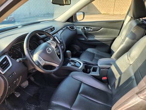 2017 Nissan X-TRAIL 5 PTS EXCLUSIVE CVT PIEL CD QC GPS 5 PAS RA-18