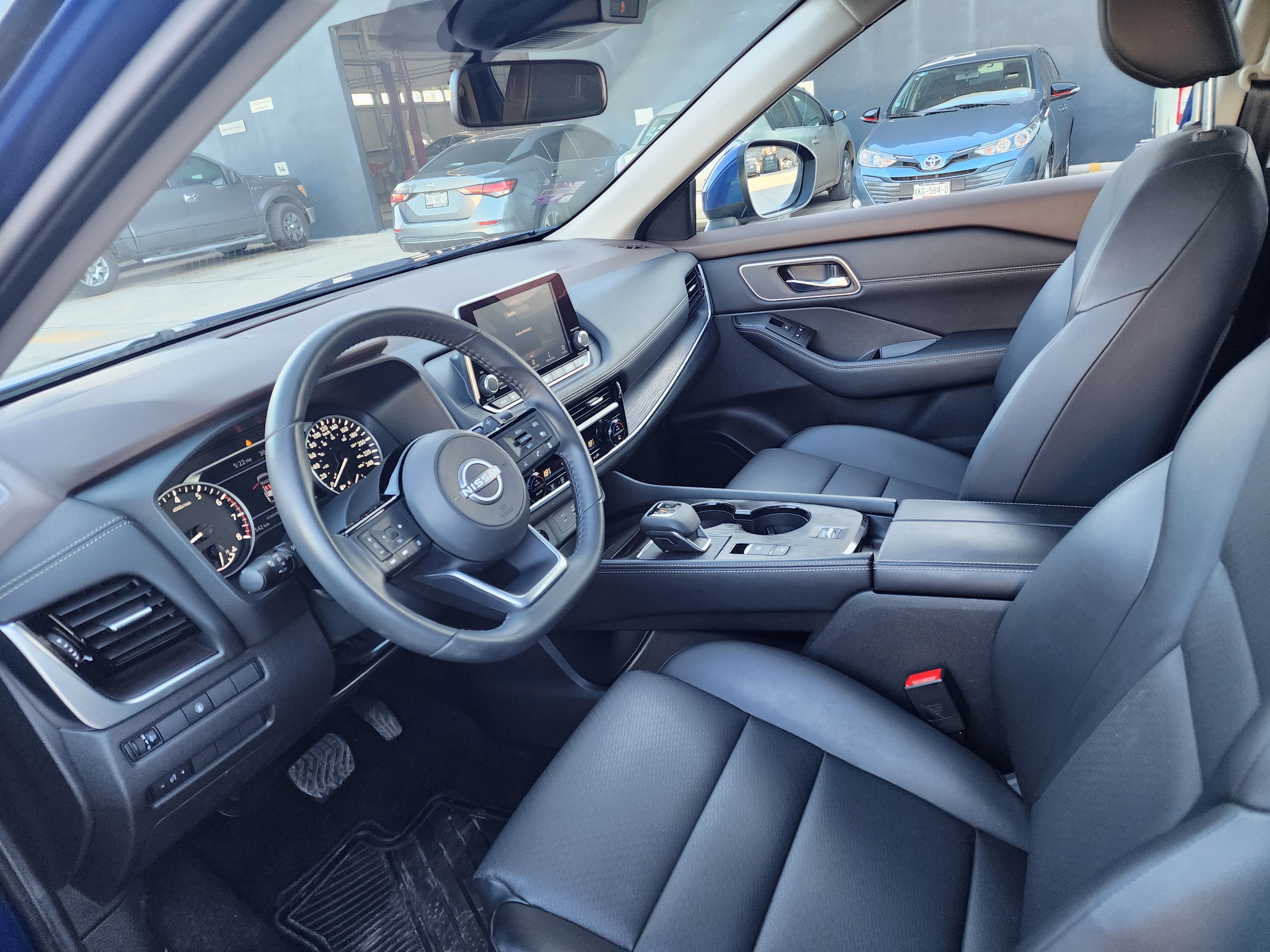 2025 Nissan X-TRAIL 5P EXCLUSIVE 2 ROW L42.5 AUT