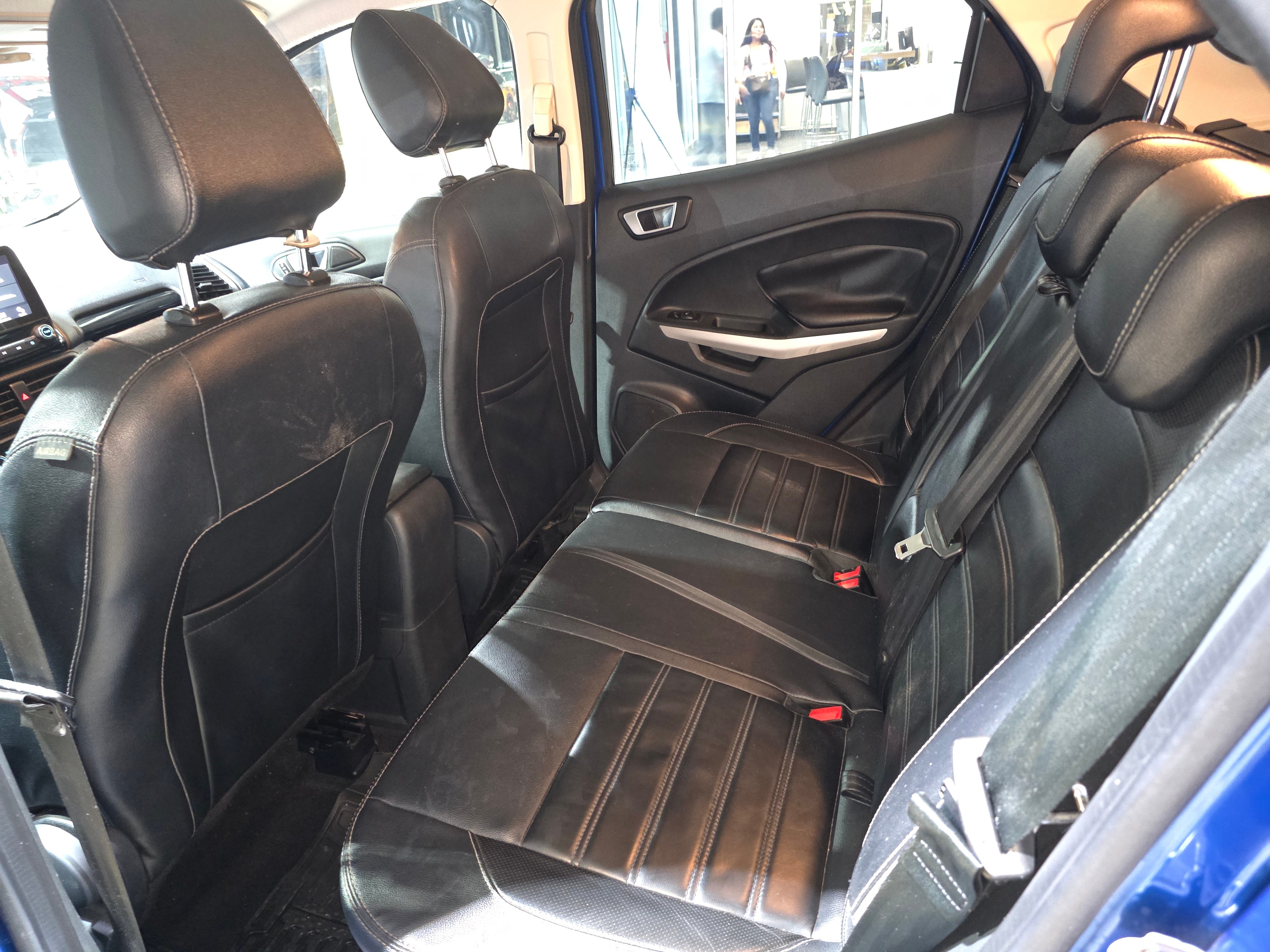 2018 Ford ECOSPORT 5 PTS TITANIUM TA AAC PIEL QC F NIEBLA RA-17